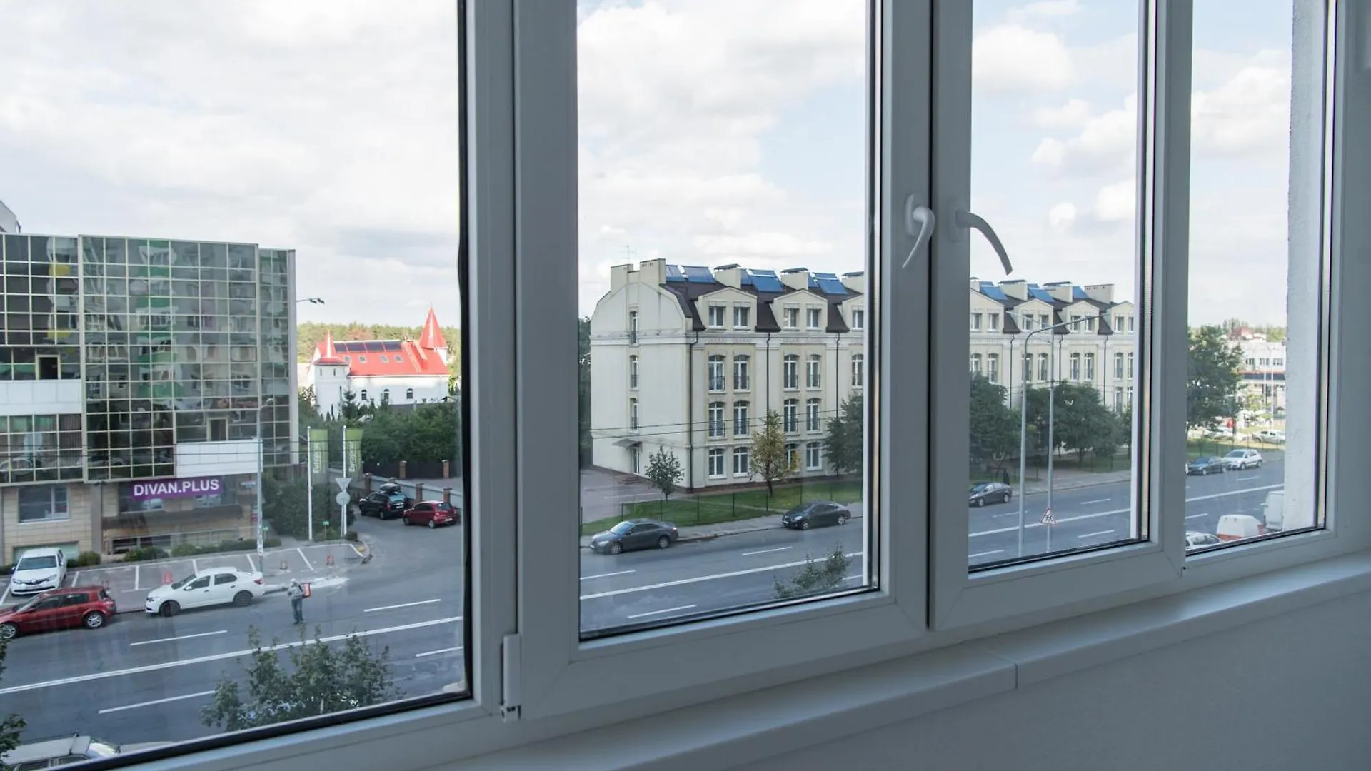 Myfreedom Апартаменти Метро Бориспільська Kyiv 0*,  Ukraine